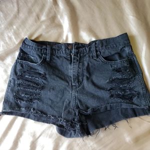 Hollister short